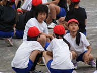 小学校運動会（大玉転がし）