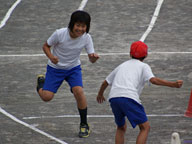 小学校運動会（大玉転がし）