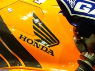 Honda RC211V (03)