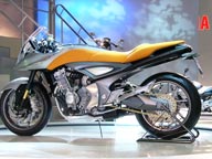 Suzuki Stratosphere