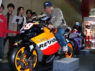Shigesan on Honda RC211V (05)